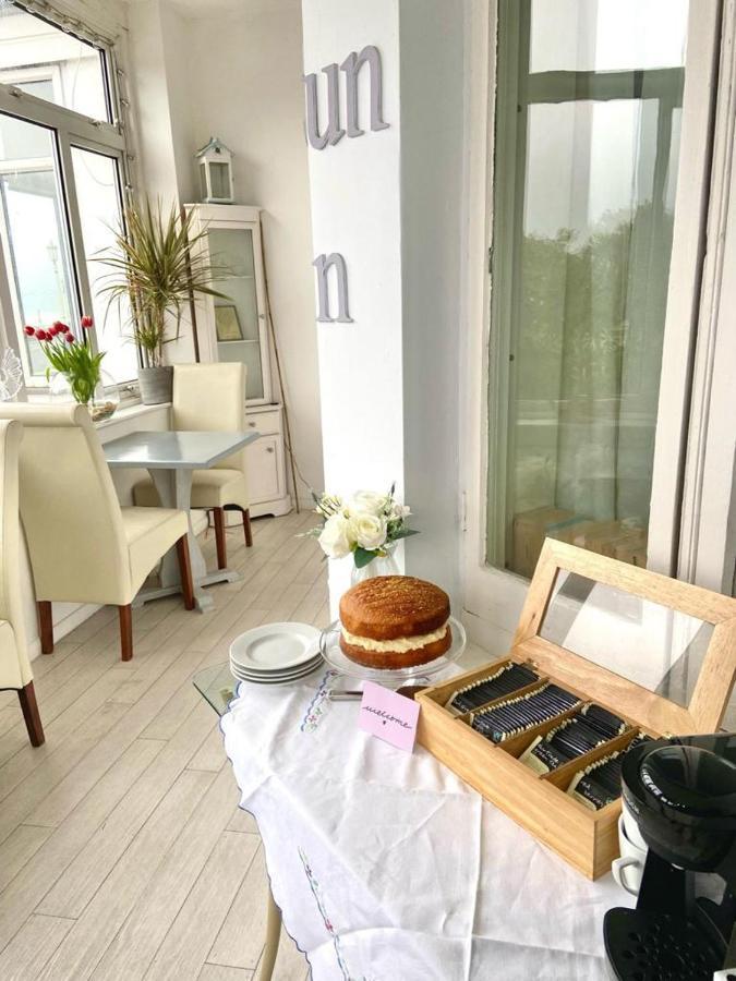 Seaview Sanctuary Hotel Eastbourne Bagian luar foto
